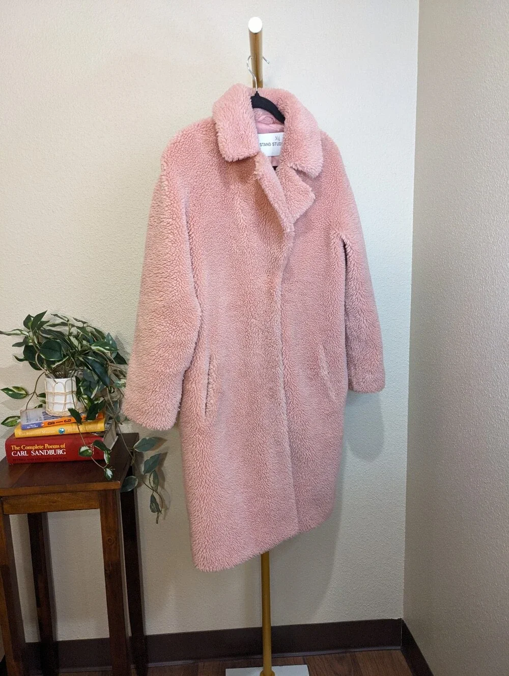 STAND STUDIO Camille Cocoon Teddy Coat Light Pink Faux Fur Designer Quiet Luxury